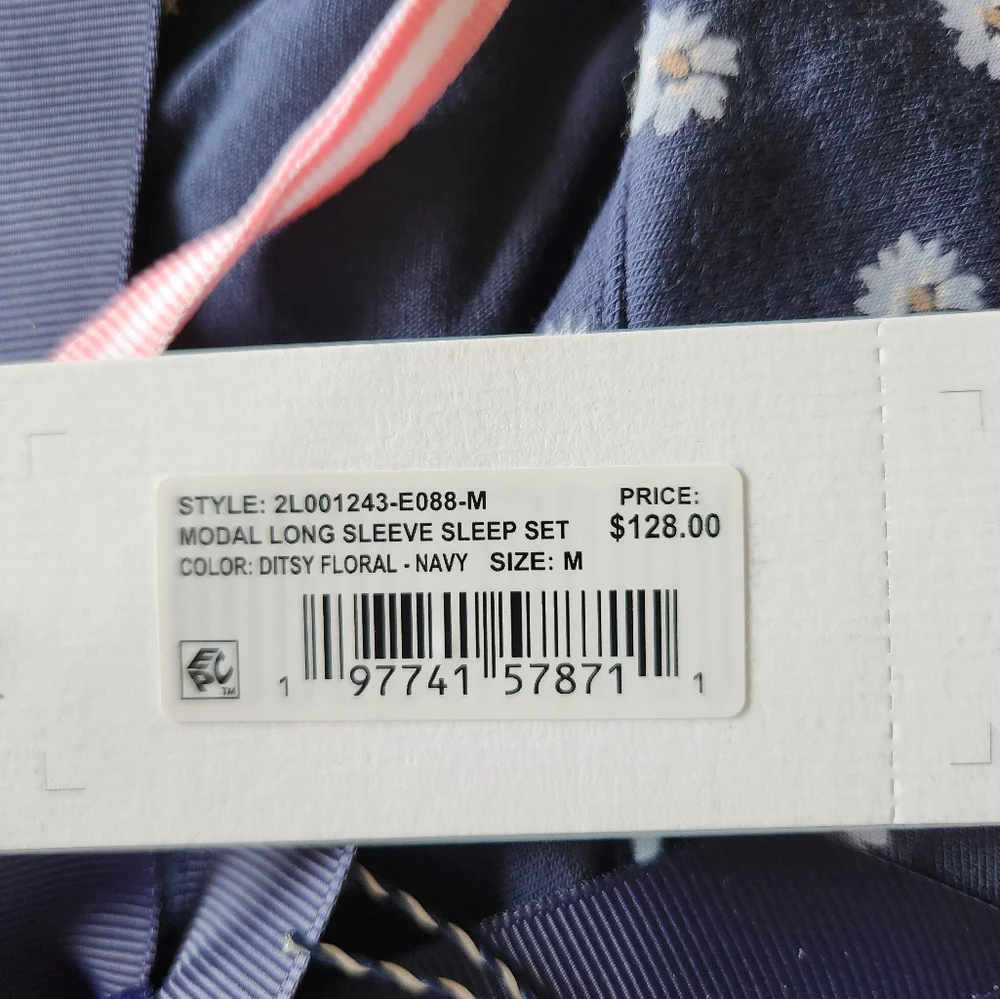 Vineyard Vines Navy Floral Pajama Set - Picture 3 of 3